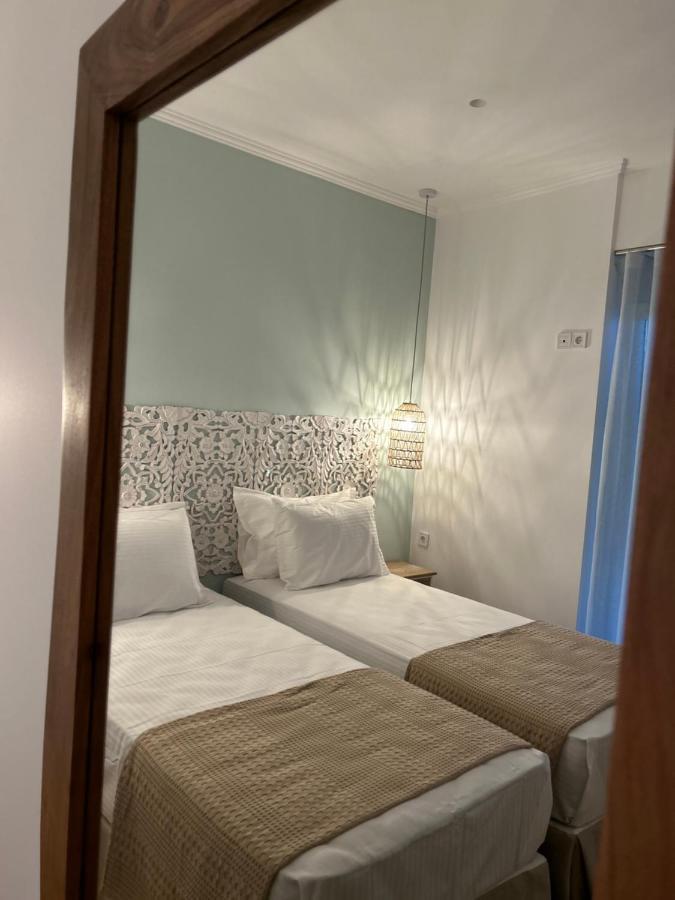 Calliopes By The Sea Boutique Suites Paralía Dionysíou Eksteriør bilde