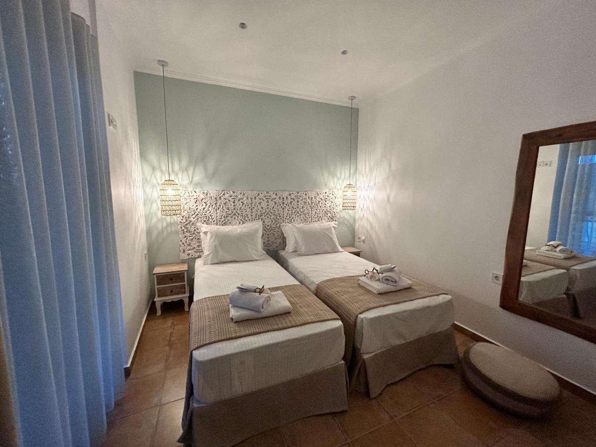 Calliopes By The Sea Boutique Suites Paralía Dionysíou Eksteriør bilde
